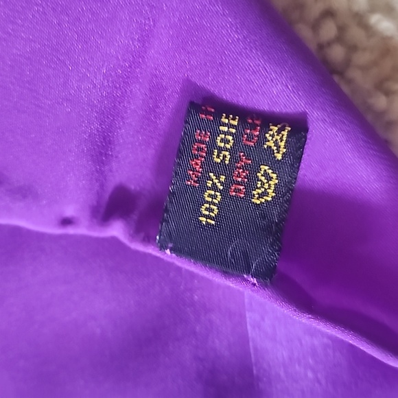 Louis Vuitton Purple Silk LV Monogram Large Scarf Shawl - Picture 6 of 7